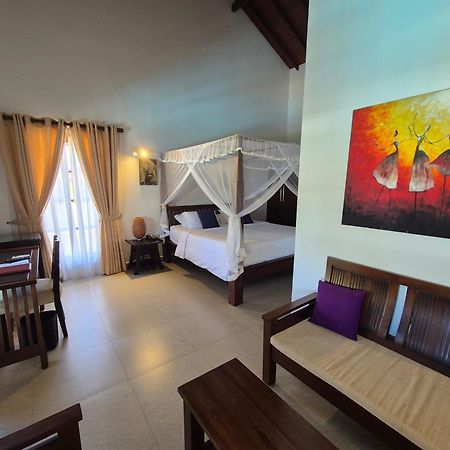 Imagine Villa Hotel Mirissa Ngoại thất bức ảnh