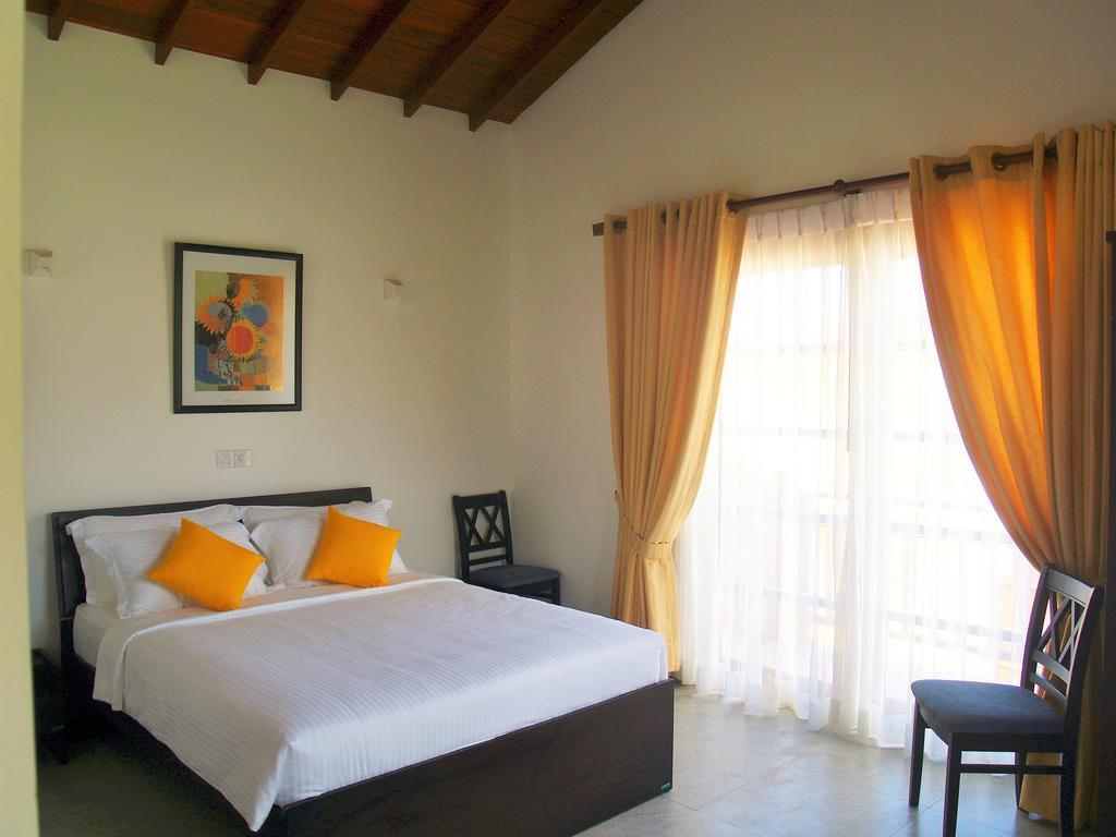 Imagine Villa Hotel Mirissa Ngoại thất bức ảnh