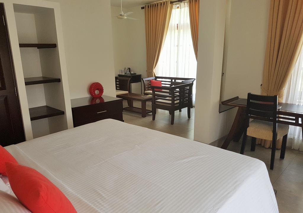 Imagine Villa Hotel Mirissa Ngoại thất bức ảnh